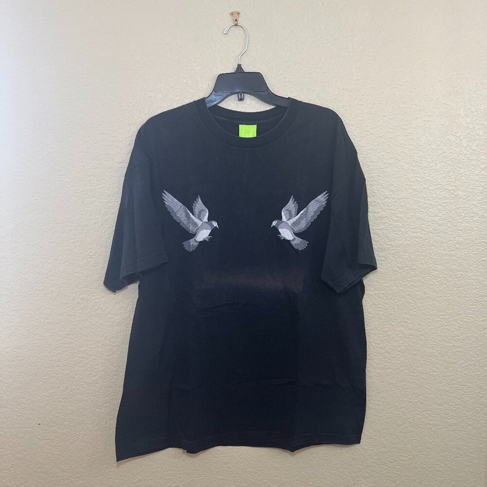 Vintage Huf Worlwide "dertbag crew" doves t-shirt XL skate